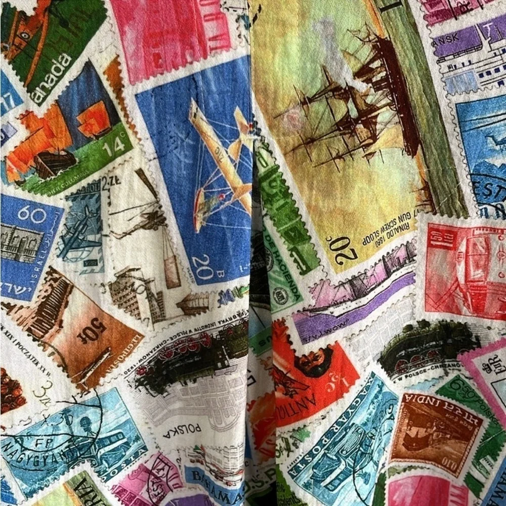 Like New John Mark Travel Postage Ruched Sleeve
Wired Collar Top Size Large - Picture 8 of 8